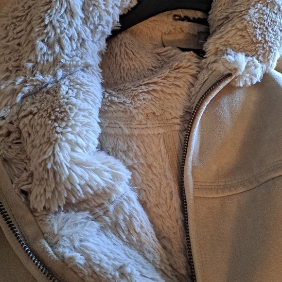 Coat - Picture 3 of 3